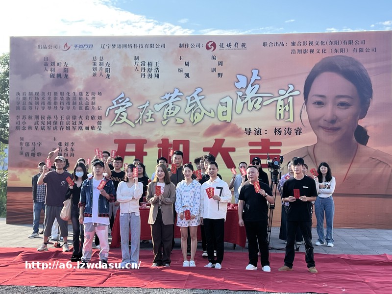 演银发短剧是“向下兼容”吗？记者探秘产业变现“底层逻辑”