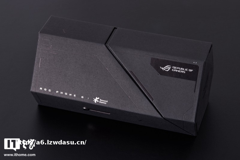 【IT之家评测室】腾讯 ROG 游戏手机 6 天玑至尊版上手体验,年轻人第一台联发科游戏旗舰