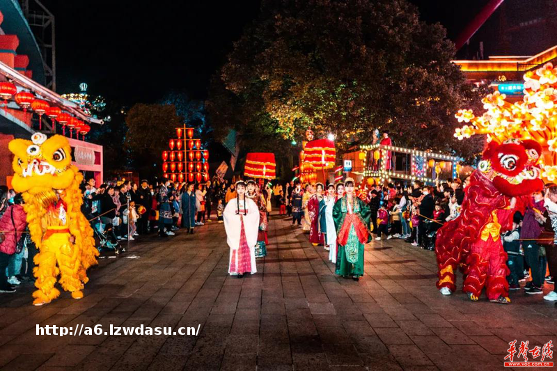 春节假期去哪玩?湖南14市州过年“不打烊”景区汇总→教程