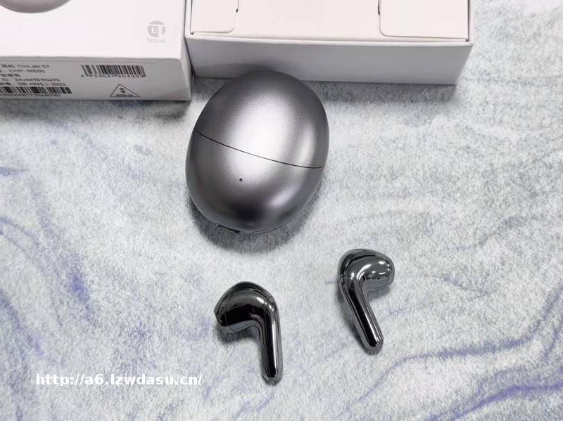 百元半入耳式蓝牙耳机怎么选？荣耀VS西圣VS绿联深度评测哪款好