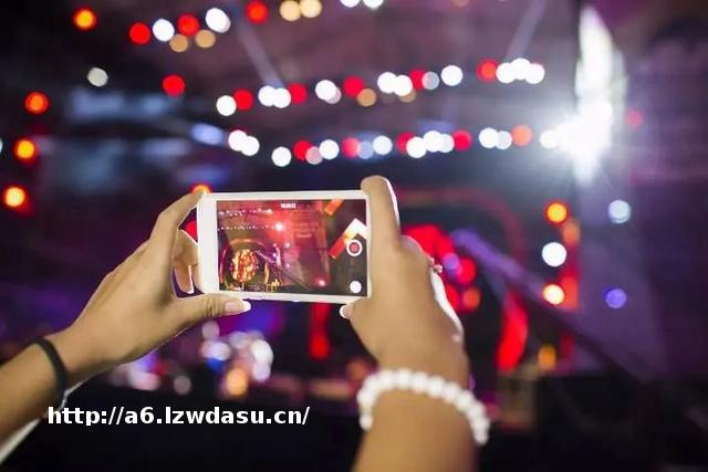 游戏直播斗鱼、虎牙们的尴尬处境