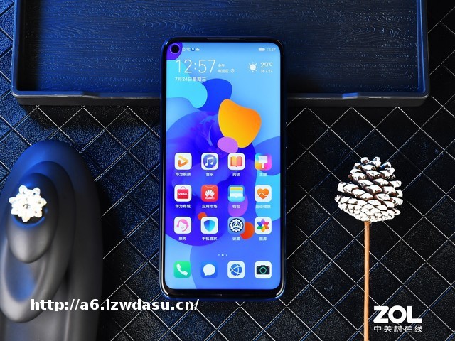 华为nova 5i Pro评测：麒麟810加持“硬核时尚”