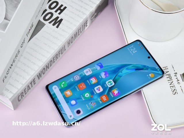 【有料评测】小米12 Pro评测：配置拉满了但没了吸引力