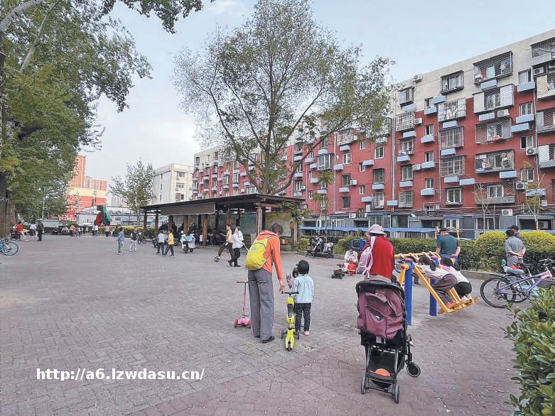 适合孩子的社区健身器材寥寥无几 家门口能添点儿童游乐设施吗攻略