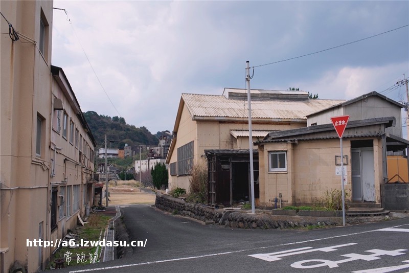 地小物稀的日本 为何有那么多被废弃的无人岛