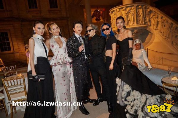 优雅永不过时，《绝对演绎》“天使&恶魔”双生顶奢诠释黑白经典攻略