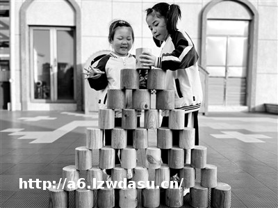 “画”“语”相融 游戏分享更精彩