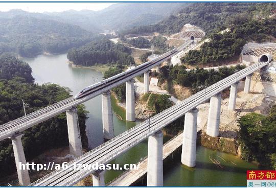 赣深高铁开行动车组列车22对