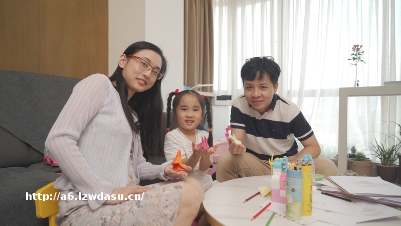 电竞赛场绽放女力量，她是学霸精英更是电竞达人